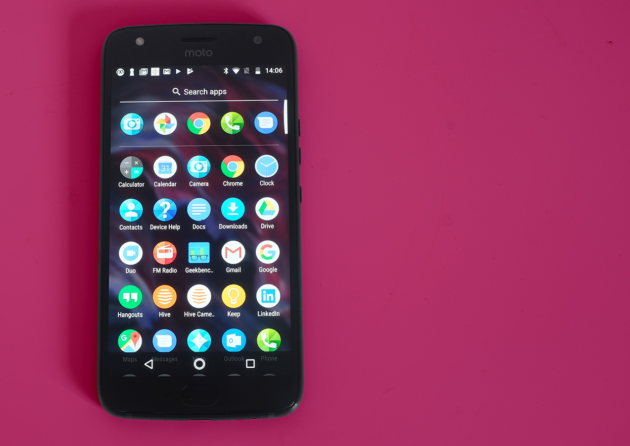 OS & SOFTWARE: HELLO MOTO