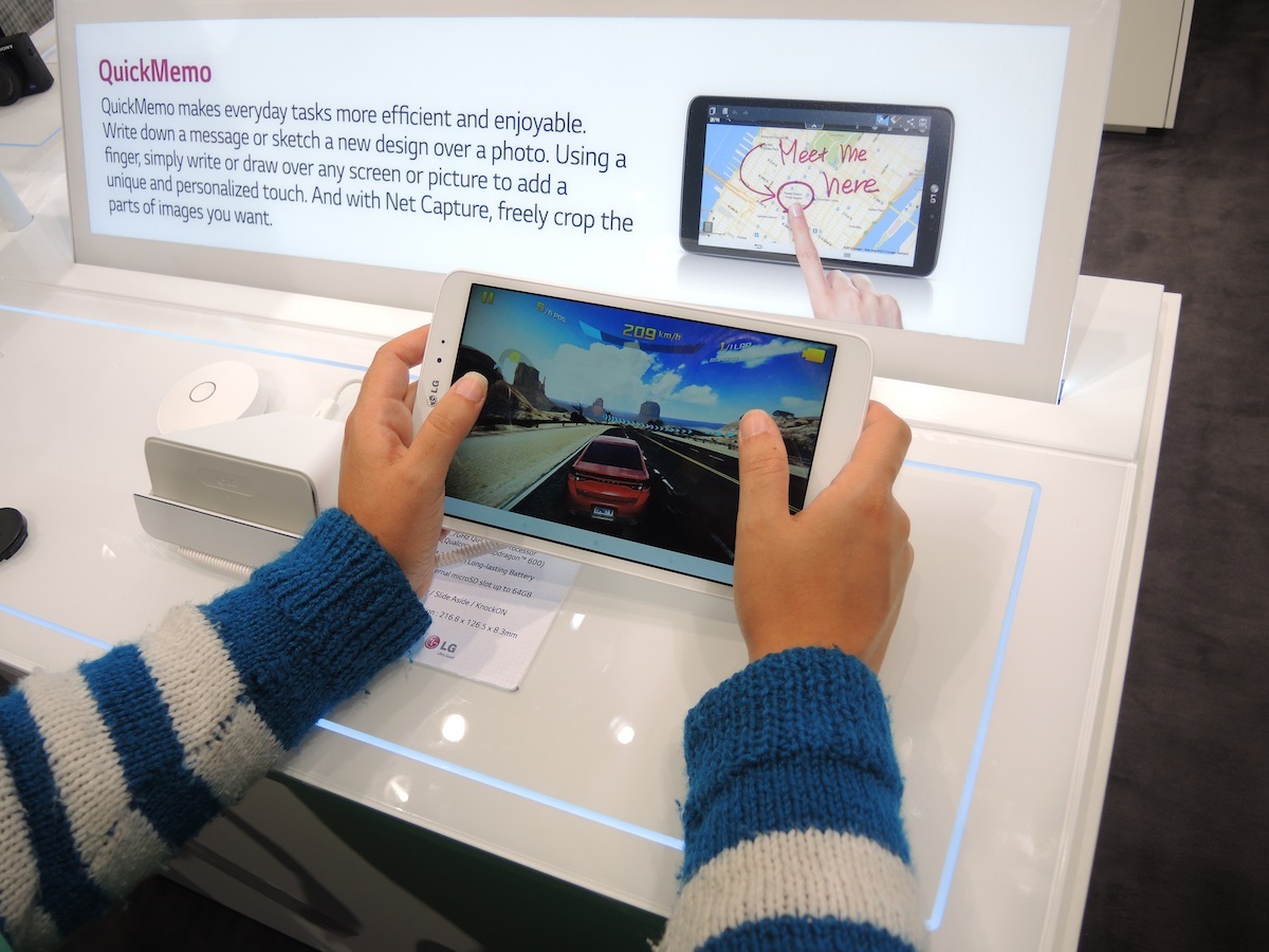 LG G Pad 8.3 gaming