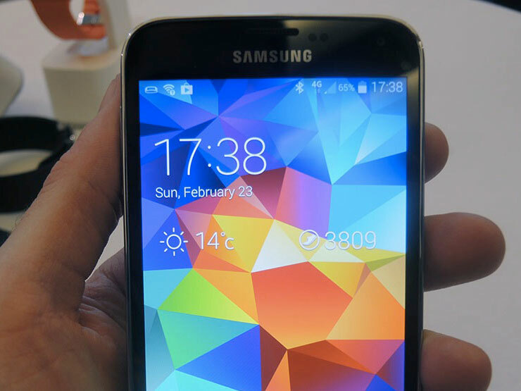 Samsung Galaxy S5 vs Apple iPhone 5s
