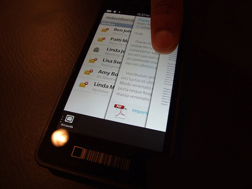 No keyboard for first BlackBerry 10 phone (UPDATED)