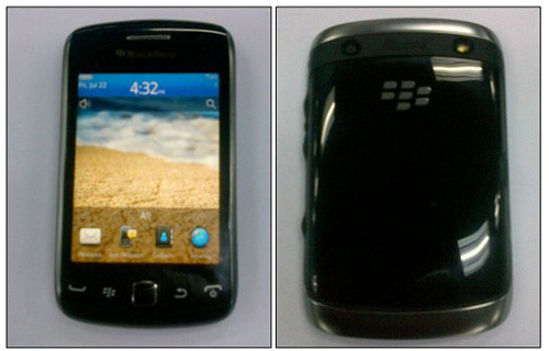 BlackBerry Curve 9380 photos spotted online