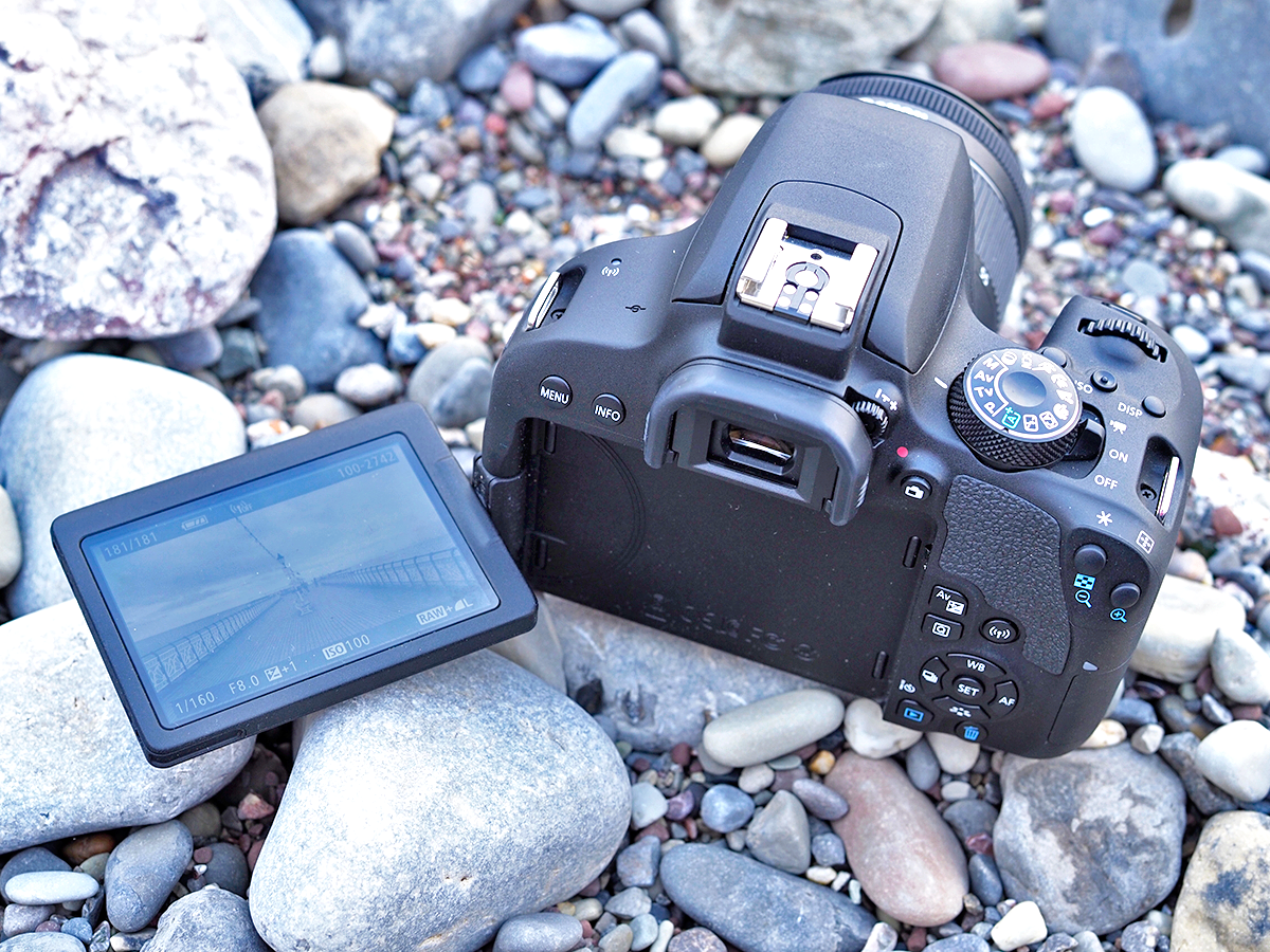 Design: a classic look for a traditional camera