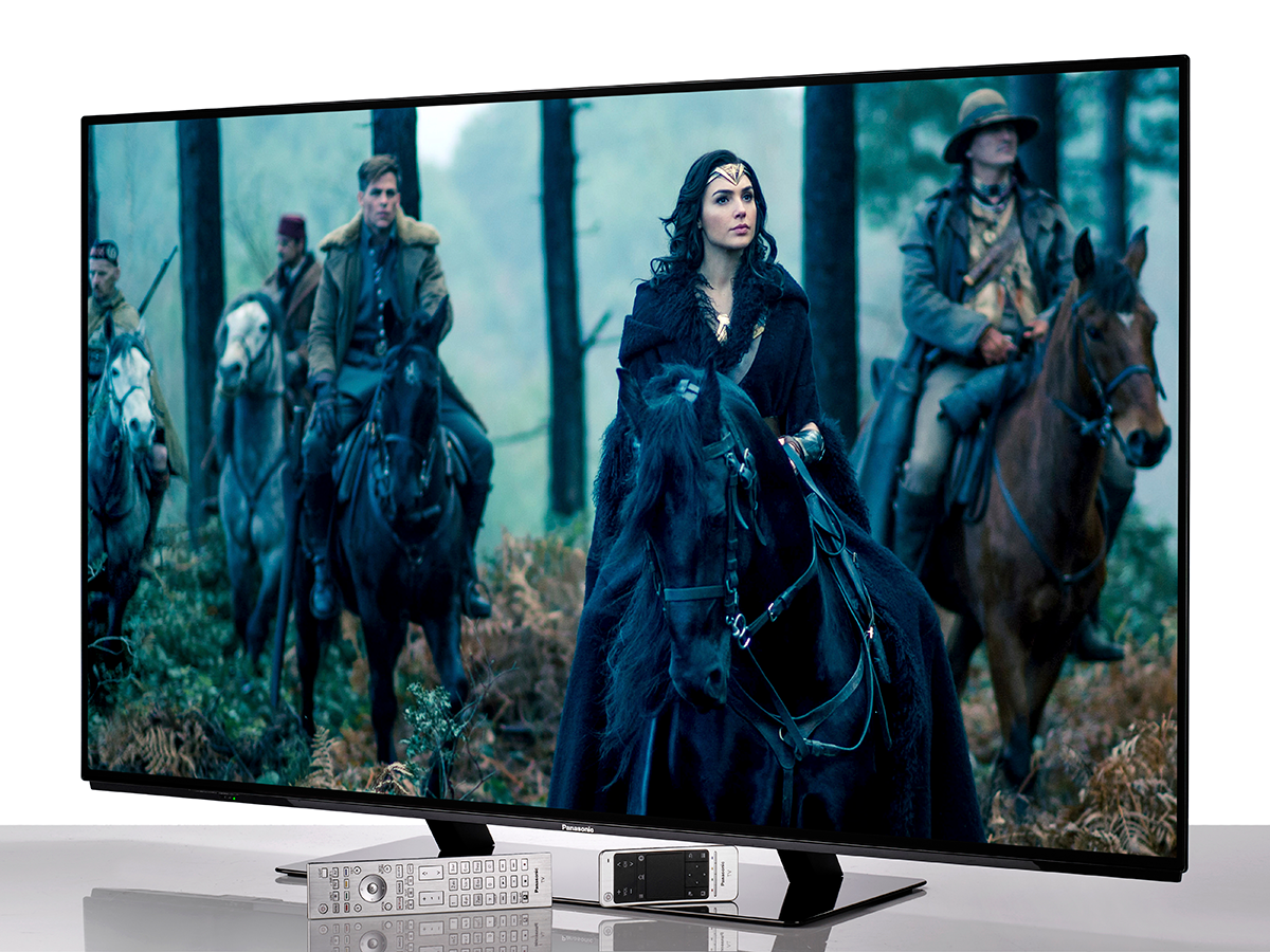Panasonic TX-55EZ952B verdict