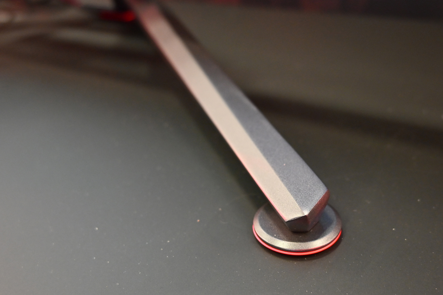 Asus ROG Swift OLED PG42UQ hands-on stand feet