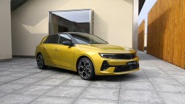 Vauxhall Astra 1.6 Hybrid Ultimate review: perky performance