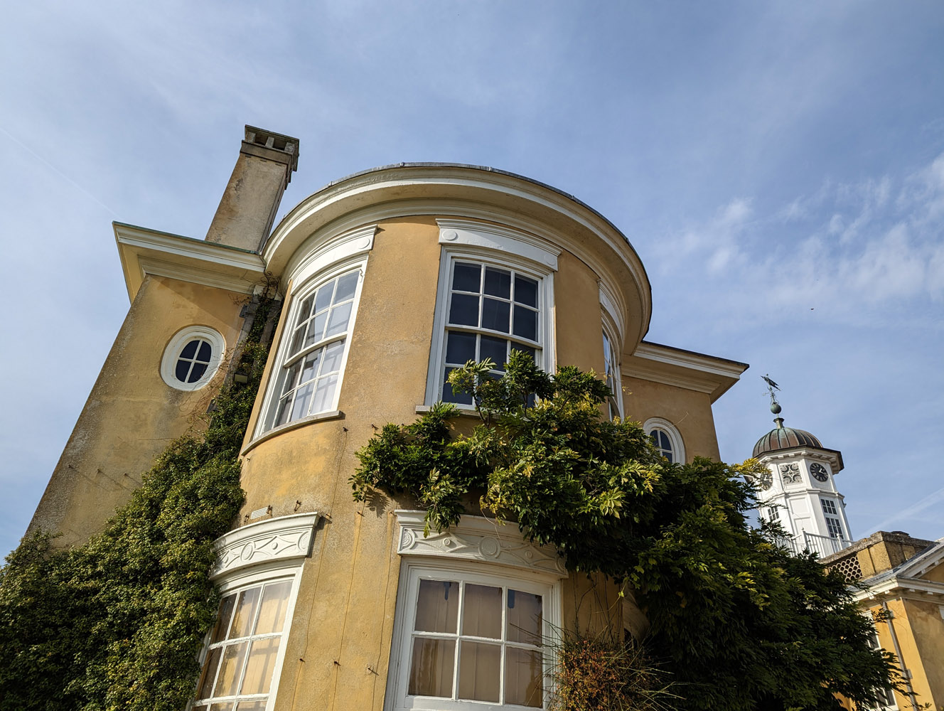 Google Pixel 7 camera samples stately home