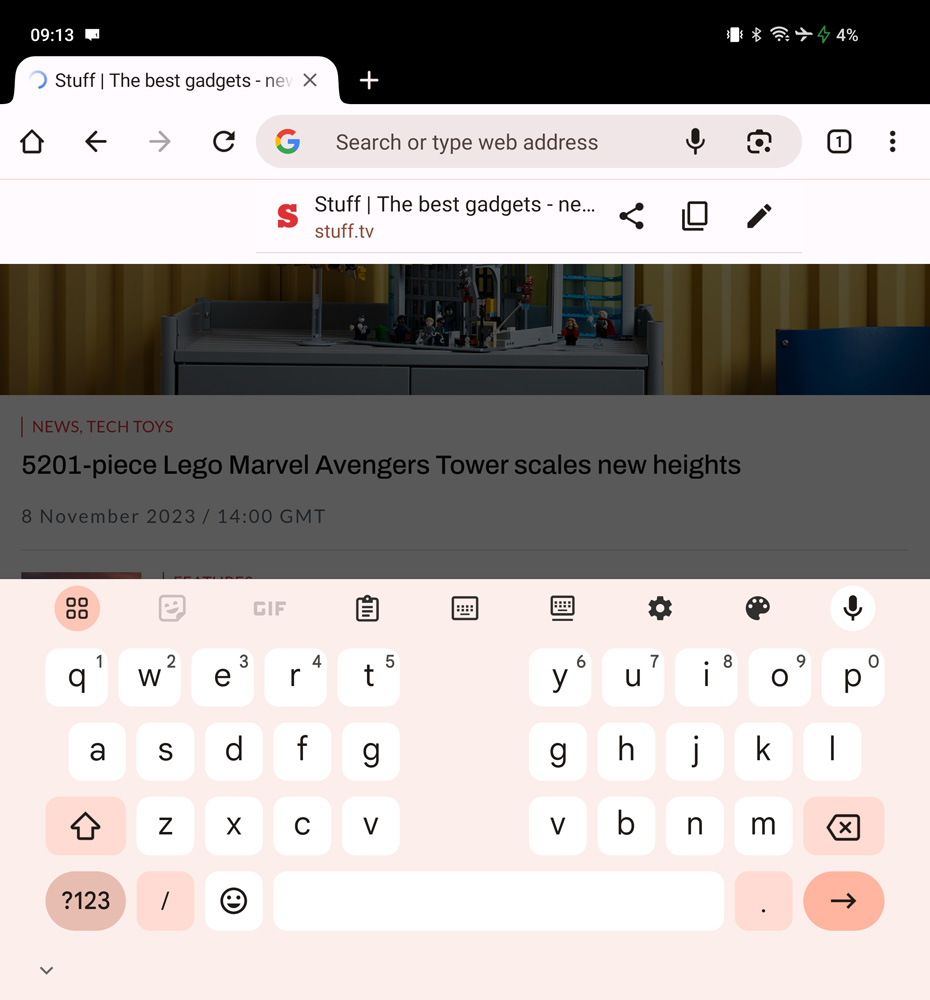 OnePlus Open split keyboard
