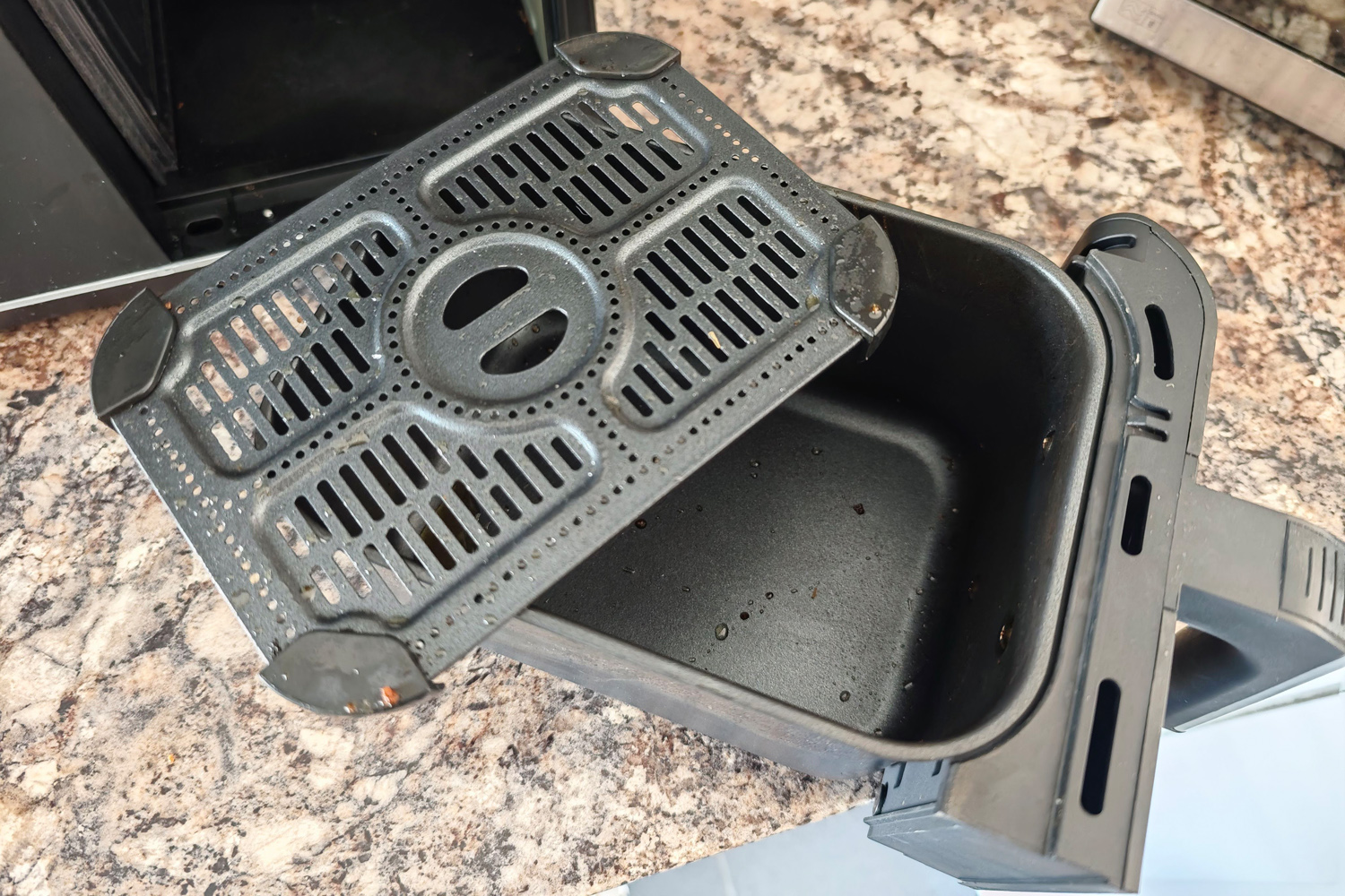 Sharp Dual Drawer Air Fryer review grill tray