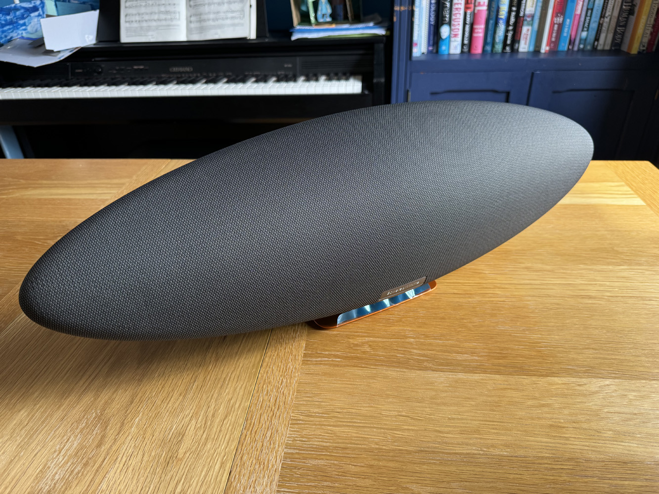 Bowers & Wilkins Zeppelin McLaren Edition