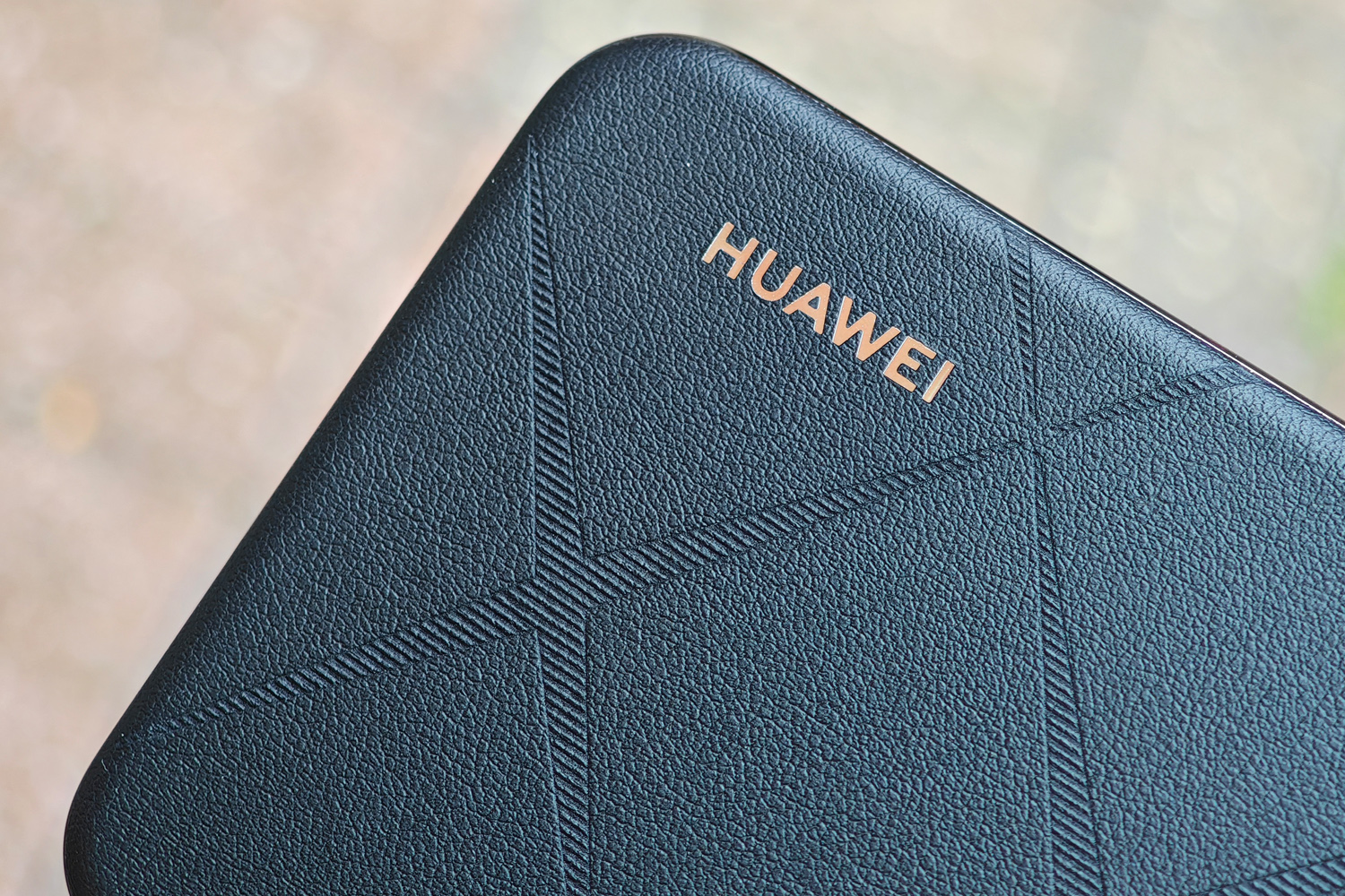 Huawei Pura 70 Ultra rear material