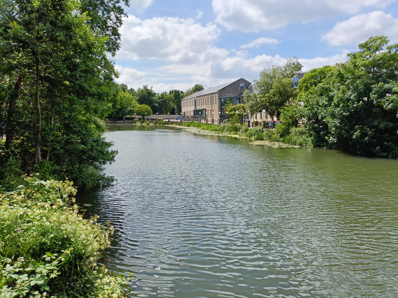 Oppo Reno 11 F camera samples river