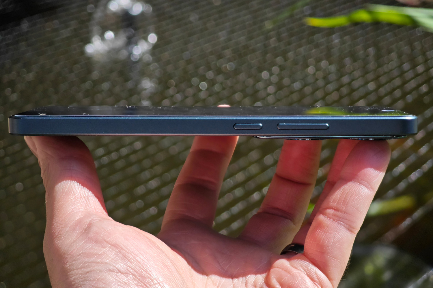 Oppo Reno 11 F review side profile