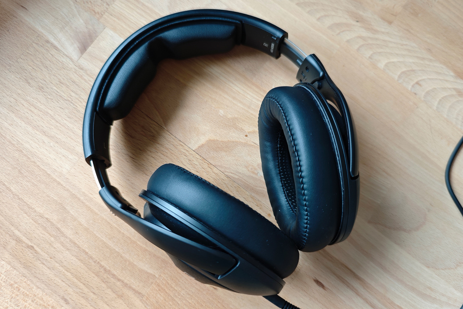 Sennheiser HD 620S review top down 2