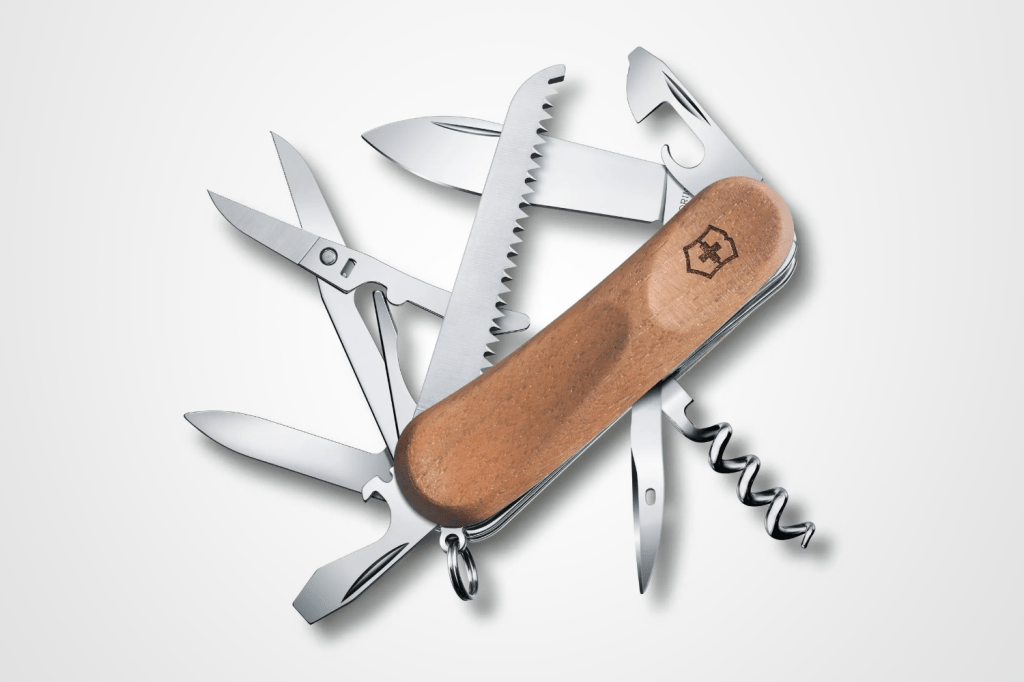 Best pocket tool: Victorinox Evolution 17