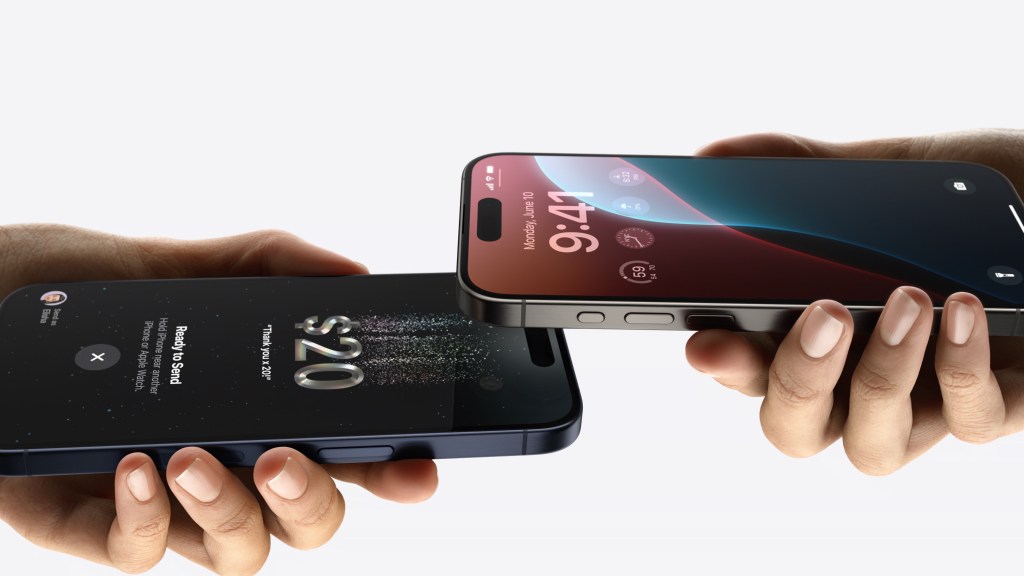 iOS 18 Apple Pay friends tap