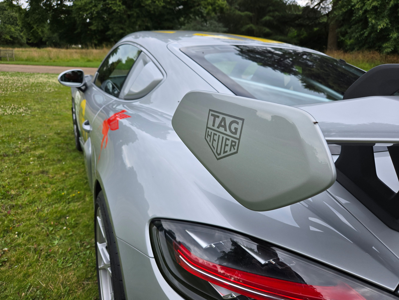 Samsung Galaxy Z Flip6 GT4 wing
