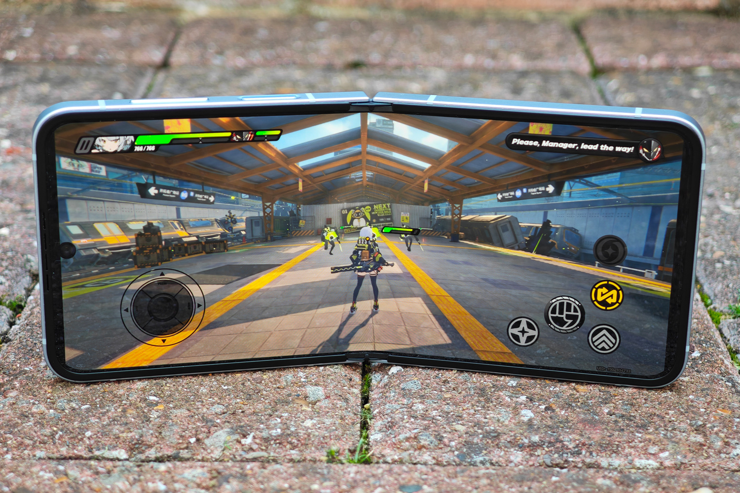 Samsung Galaxy Z Flip6 review gaming