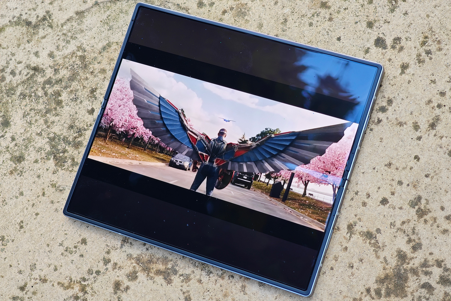 Samsung Galaxy Z Fold6 review display 1