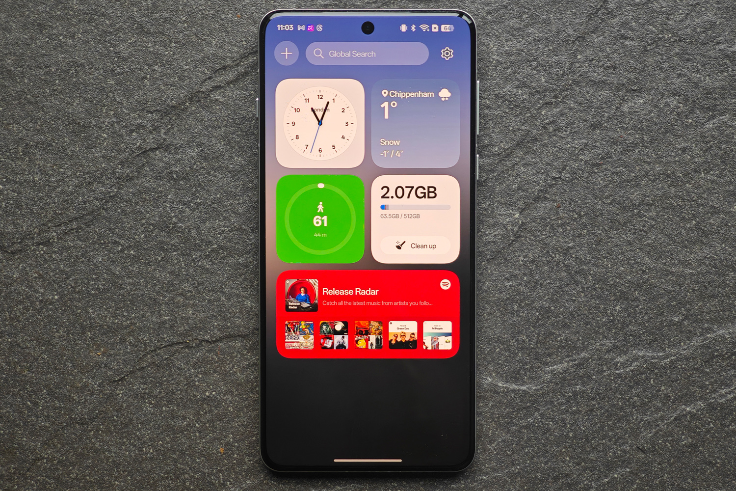 Oppo Find X8 Pro review shelf