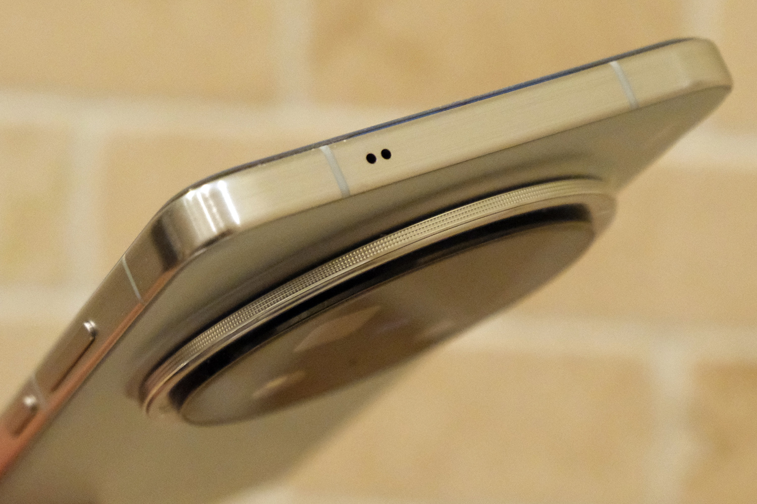 Vivo X200 Pro review microphone