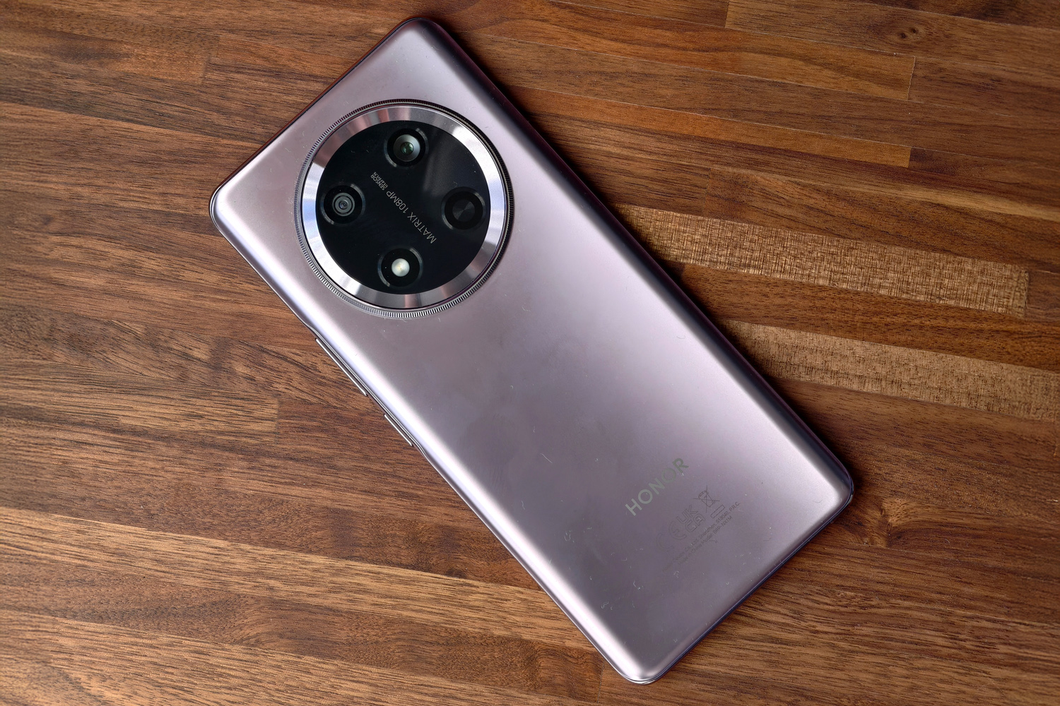 Honor Magic 7 Lite review rear