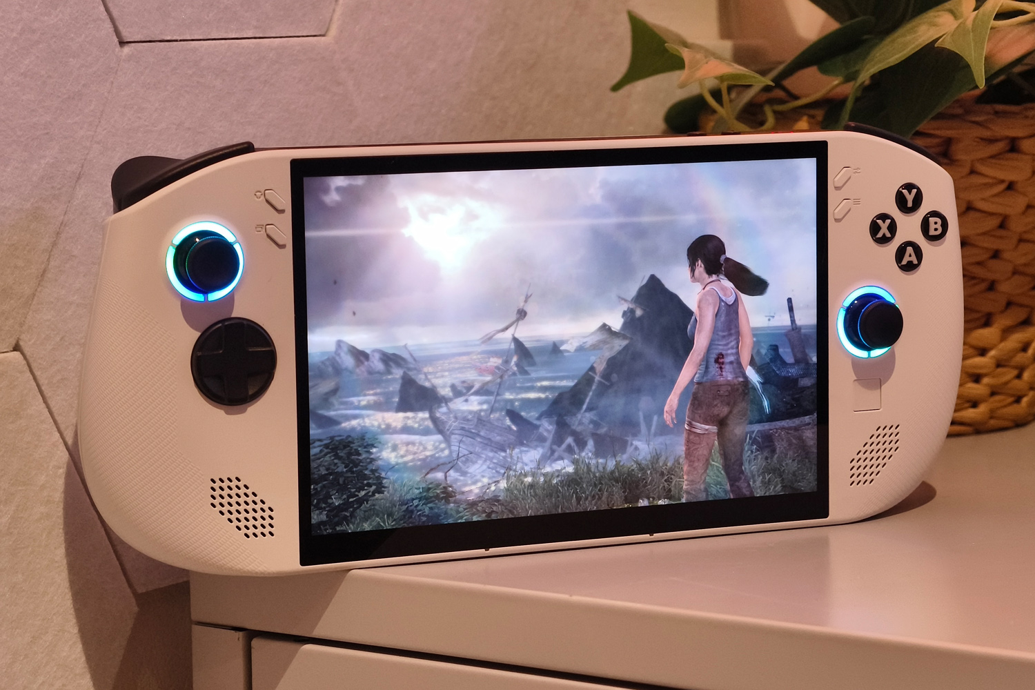Lenovo Legion Go S review Tomb Raider