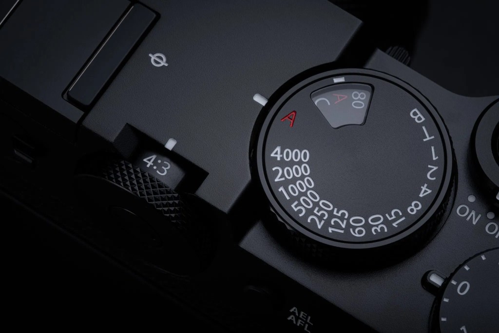 Fujifilm GFX100RF aspect dial