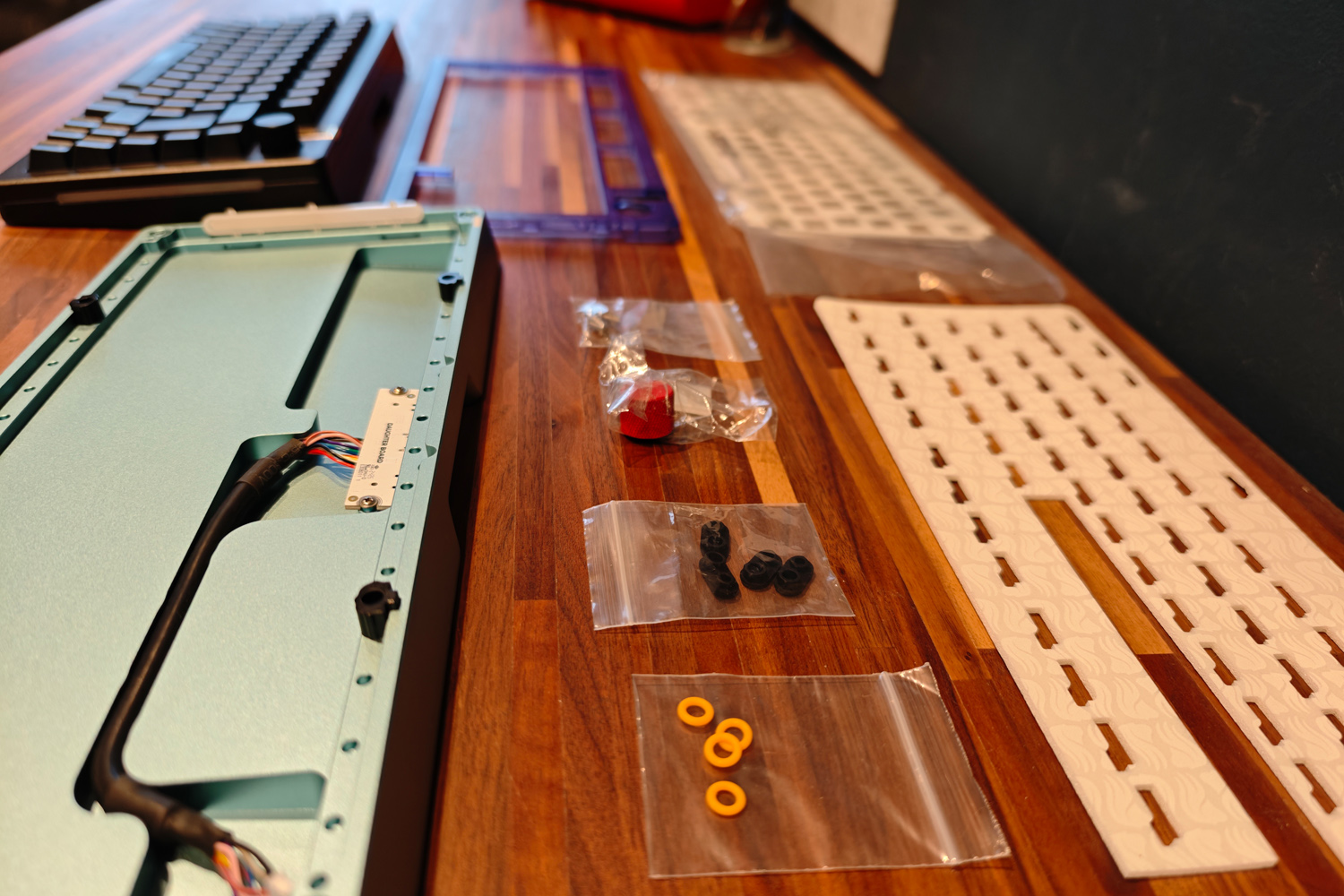 Glorious GMMK 3 75percent Wireless review bags