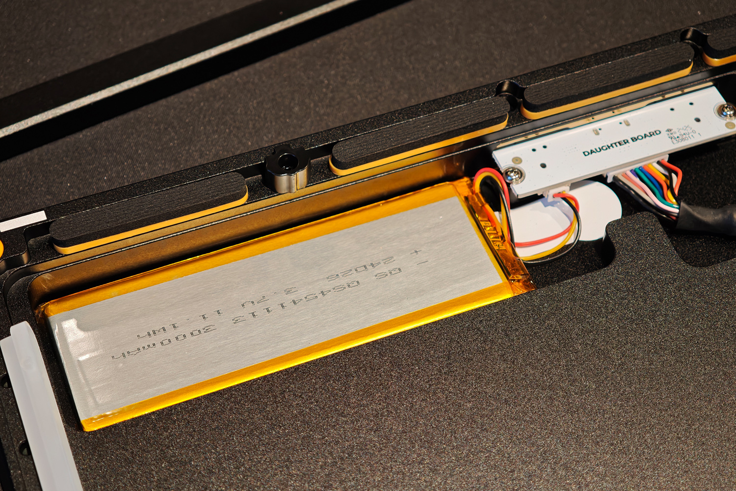 Glorious GMMK 3 75percent Wireless review battery
