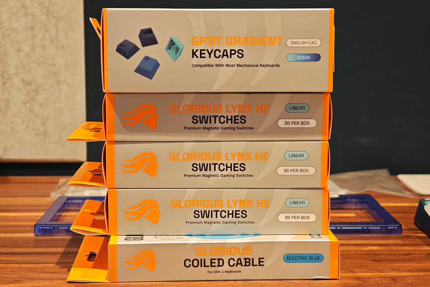 Glorious GMMK 3 75percent Wireless review boxes