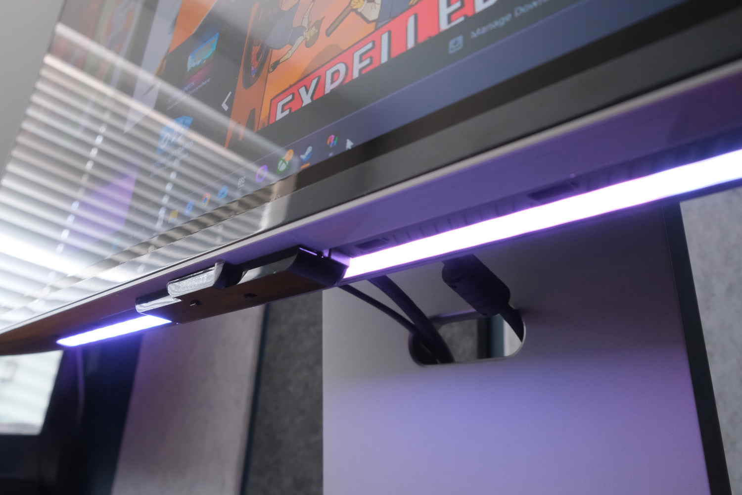 Samsung Odyssey 3D review Edge Light