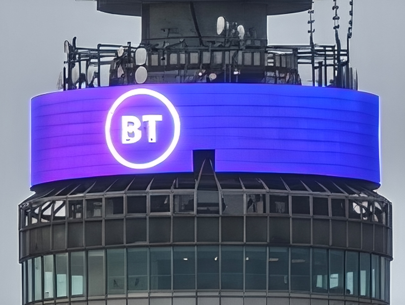 XIaomi 15 Ultra camera samples BT tower max zoom