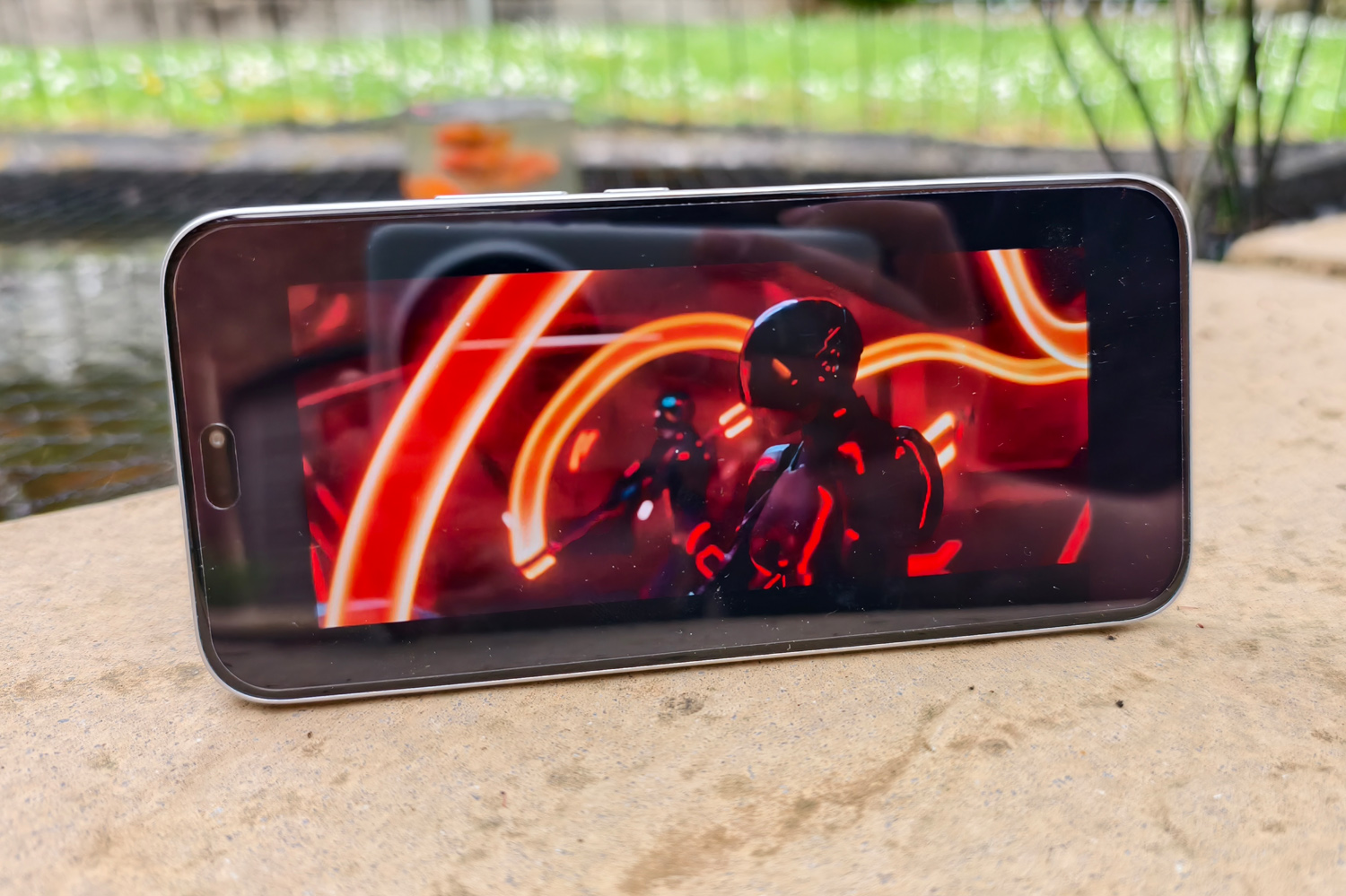 Honor 400 Lite review display 2