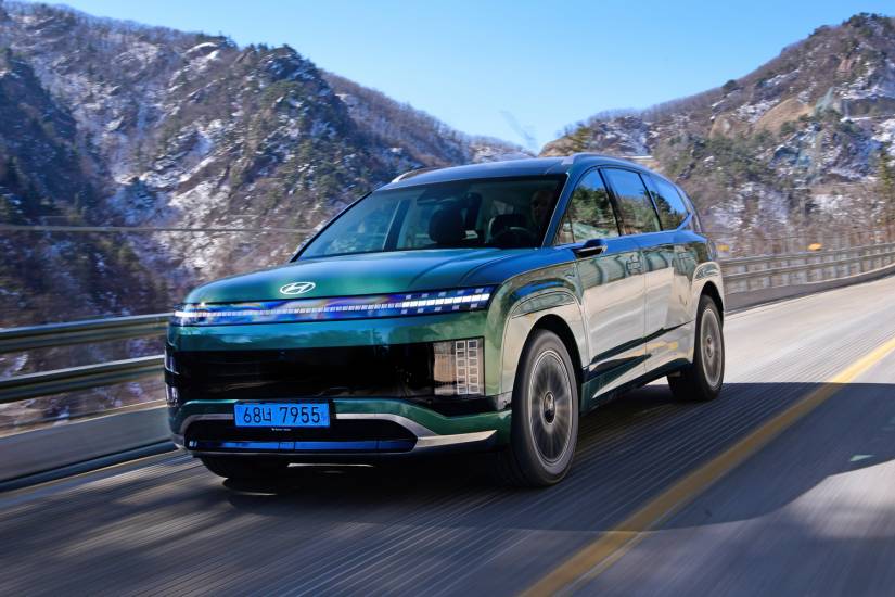 I like small EVs but the beefy Hyundai Ioniq 9 made me think again