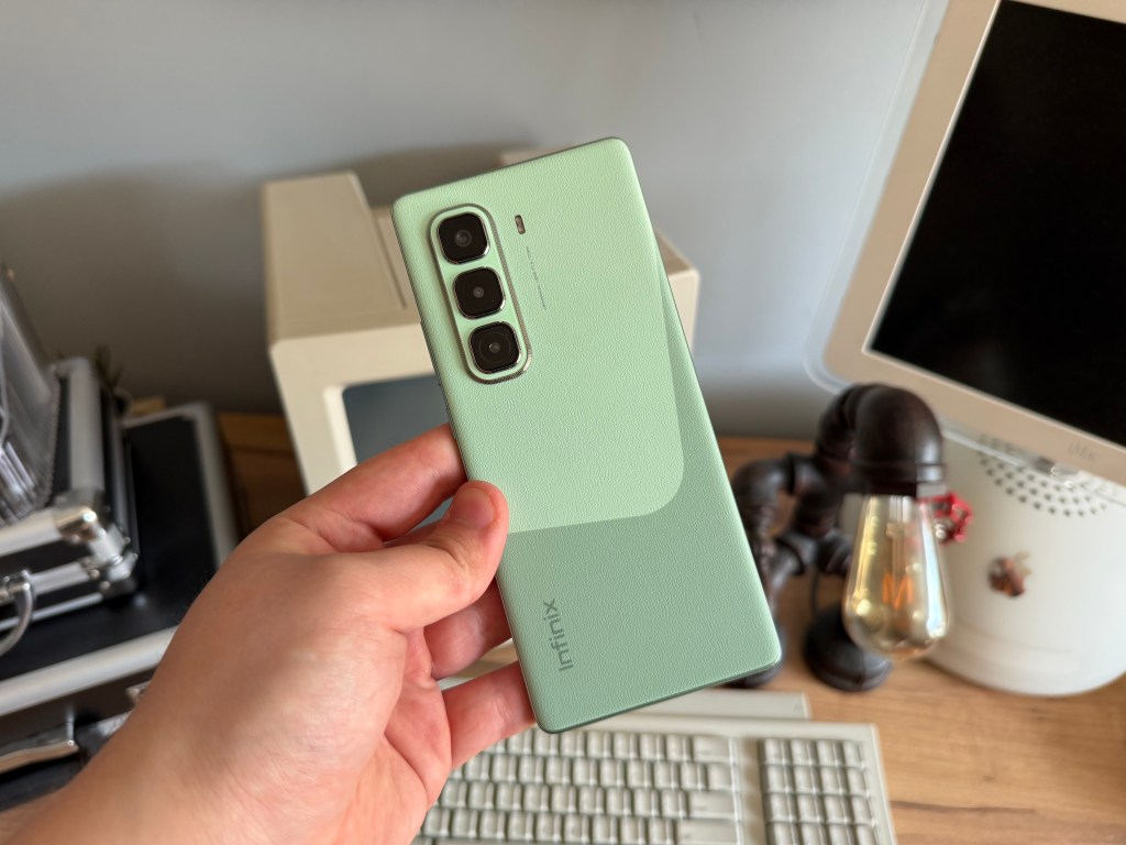 Infinix Hot 50 Pro+ rear
