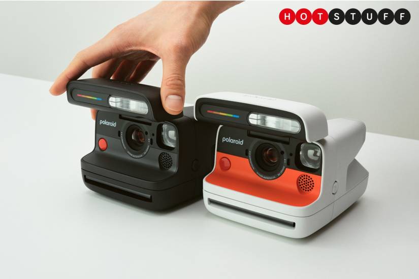 The Polaroid Flip has a nifty nature-inspired focusing trick