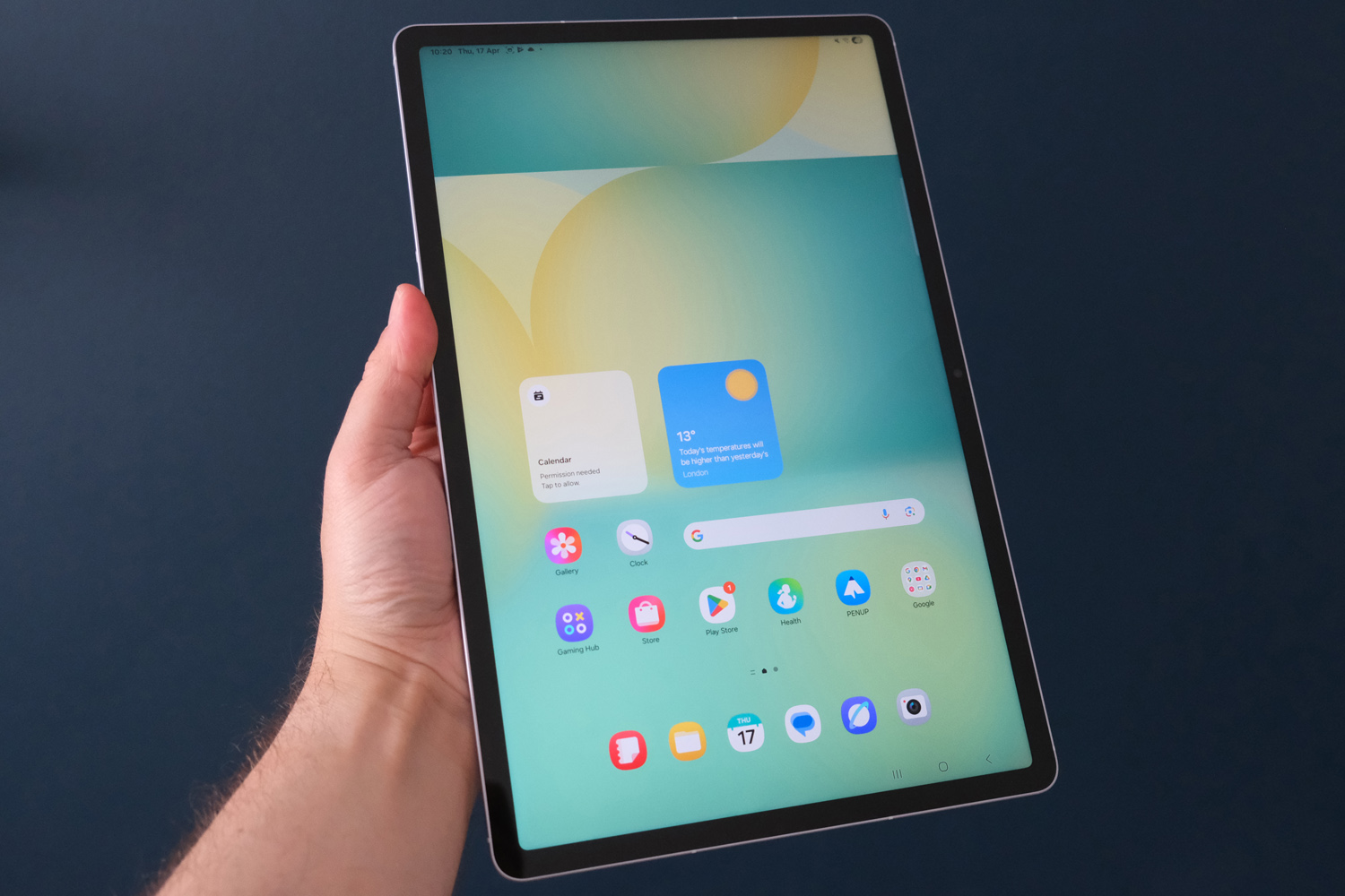 Samsung Galaxy Tab S10 FE plus review front