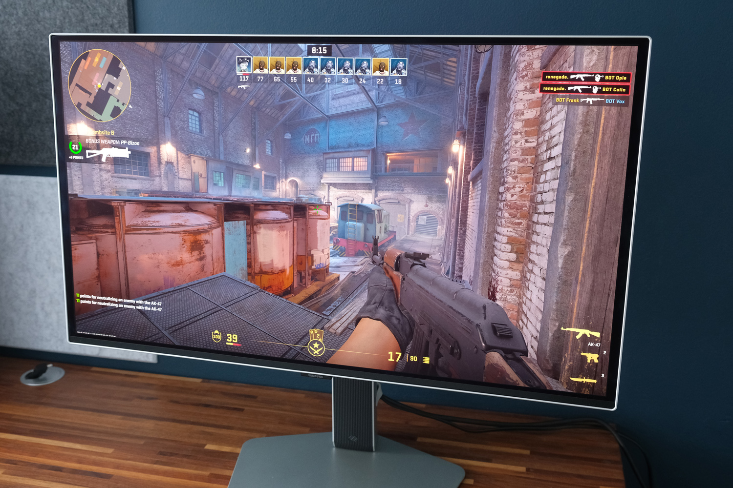 Samsung G81SF review Counter strike
