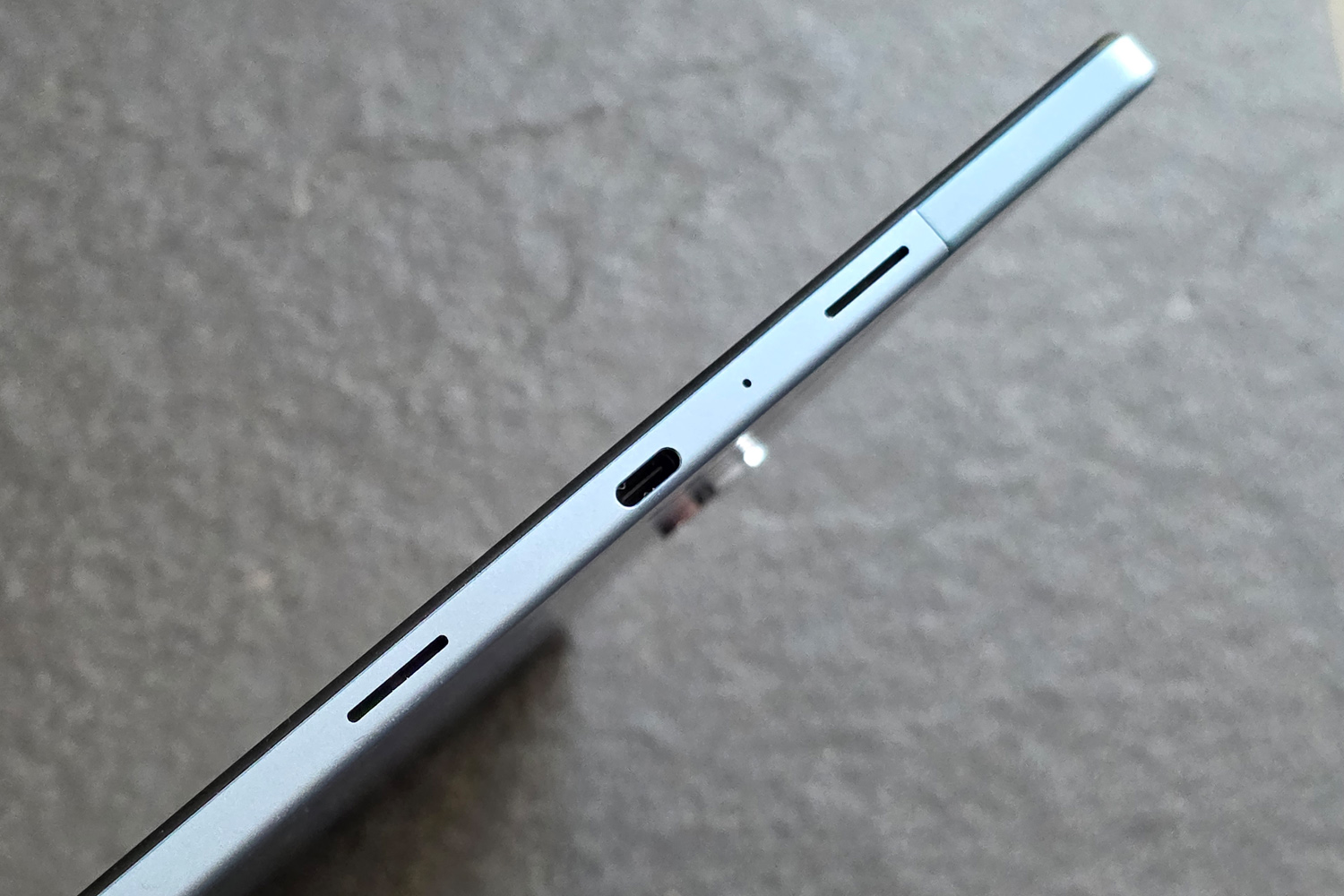 OnePlus Pad Lite review USB