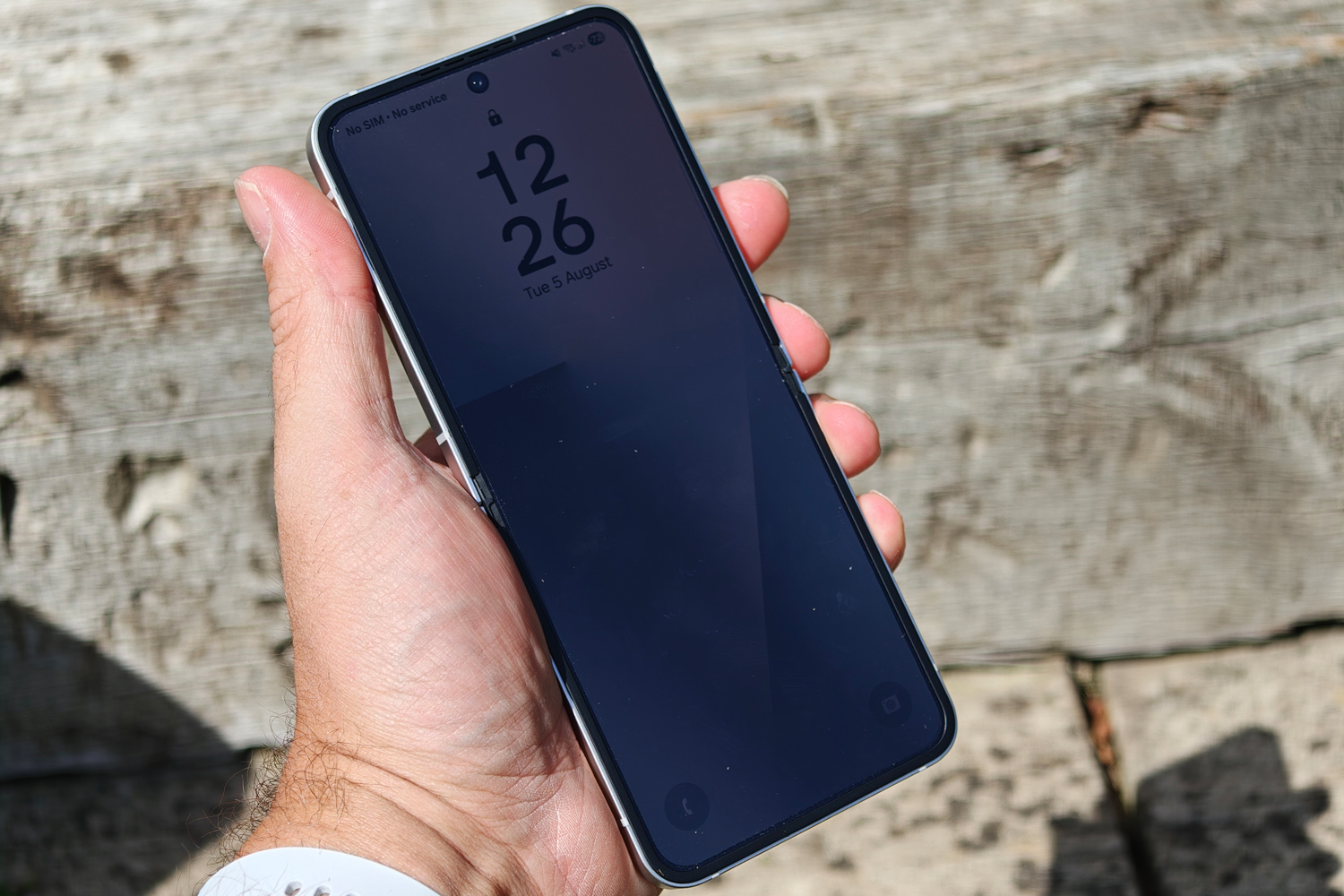Samsung Galaxy Z Flip 7 FE in hand open